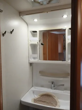 Caravana Hobby ONTOUR 390 SF