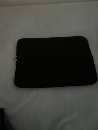 Funda portátil negra