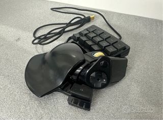 Gamepad Tastiera Razer Nostromo