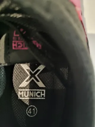 Zapatillas Munich Mujer Negras y Rosas