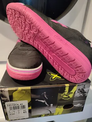 Zapatillas Munich Mujer Negras y Rosas