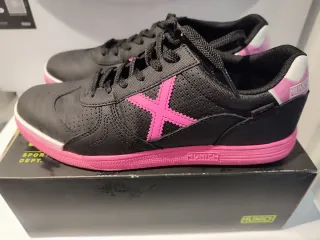 Zapatillas Munich Mujer Negras y Rosas