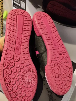 Zapatillas Munich Mujer Negras y Rosas