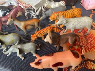 Lotto animali giocattolo N.17