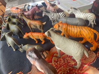 Lotto animali giocattolo N.17