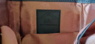 Monedero negro acolchado