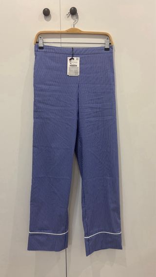 Camisa y pantalón pijamero de Zara