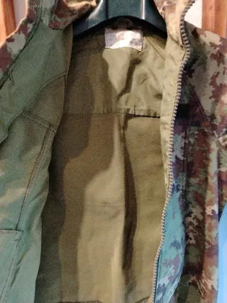 Giacca militare antipioggia