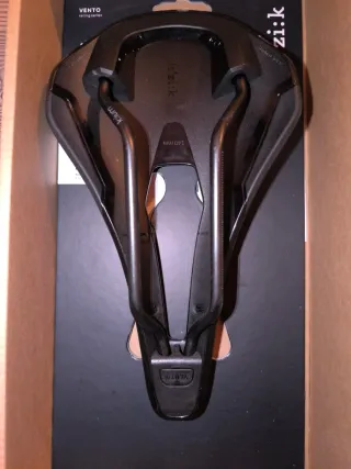 Sella Fizik Vento Argo R3 140mm Kium Nera