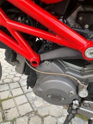 Ducati Monster 696+ Limitada A2