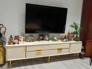Mueble TV Salón Beige y Dorado