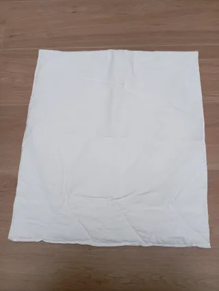 Minicuna tijera de madera.