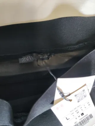 Vestido negro Zara L con transparencias