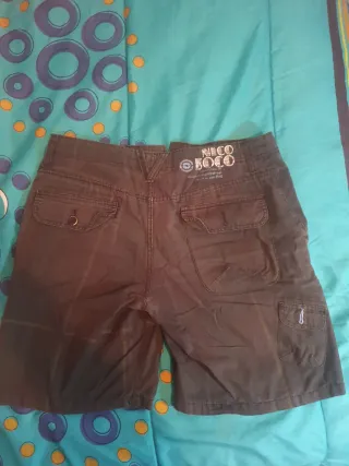 Pantalones cortos de cuadros marrones