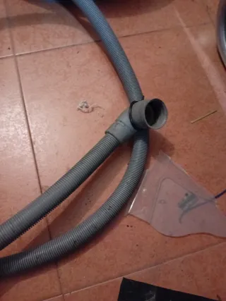 Tubo desagüe lavadora Indesit