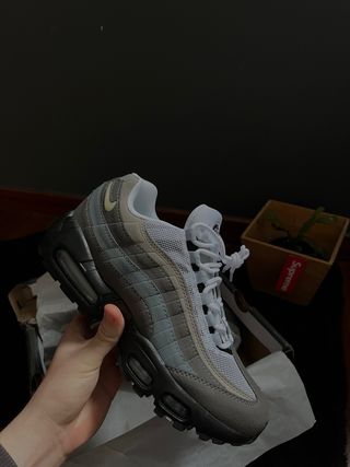 Nike Air Max 95 Negro/Gris