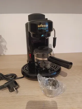 Cafetera Ufesa Expreso CE 7455