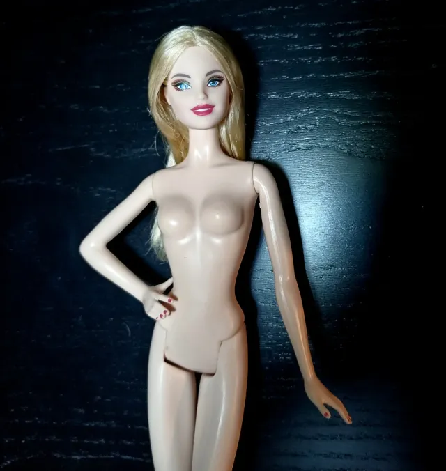 Barbie Signature Holidays Muse