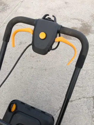 Cortacésped Eléctrico Titan 1700W