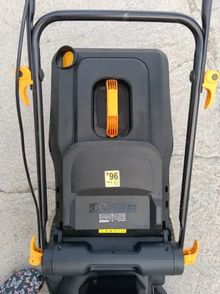 Cortacésped Eléctrico Titan 1700W