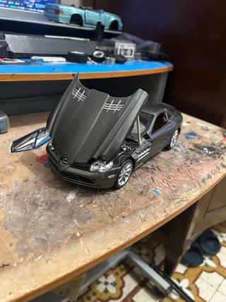 Mercedes-Benz SLR McLaren 1:18