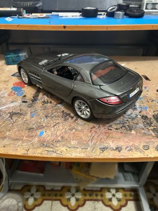 Mercedes-Benz SLR McLaren 1:18