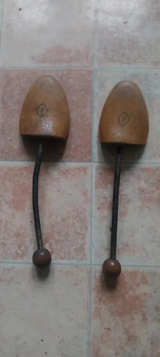 Hormas de madera para zapatos antiguas