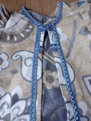 Traje medieval niño beige y azul