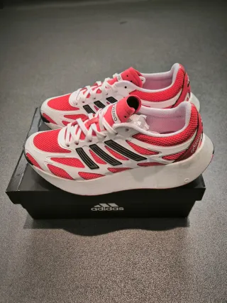 Zapatillas Adidas Adizero Rojas y Blancas