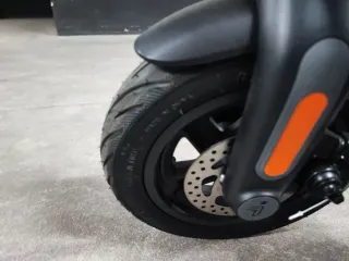 Patinete Eléctrico Segway Ninebot F2
