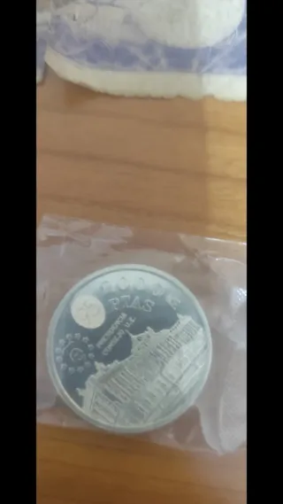 Billetes y monedas de colección