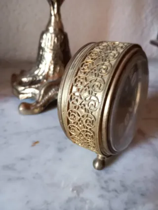 Despertador antiguo de mesa