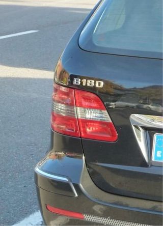 Anagrama Mercedes-Benz B180