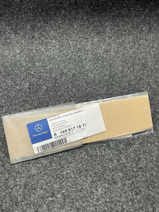 Anagrama Mercedes-Benz B180