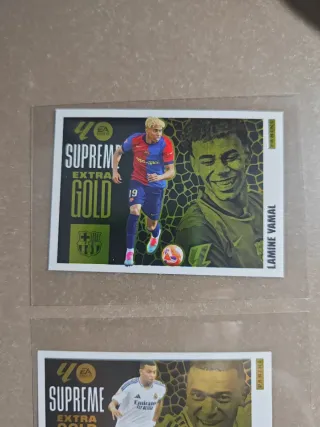2 Cromos Panini Supreme Extra Gold 25-26
