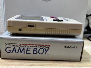 Game Boy Beige restaurato + Scatola (repro)+ Gioco