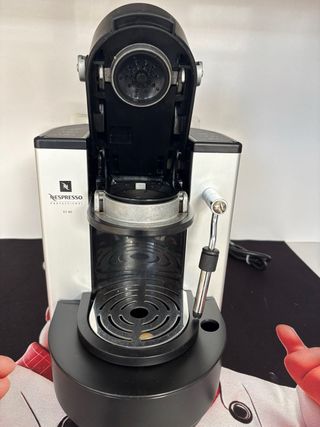 Cafetera Nespresso Profesional ES 80
