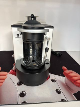 Cafetera Nespresso Profesional ES 80