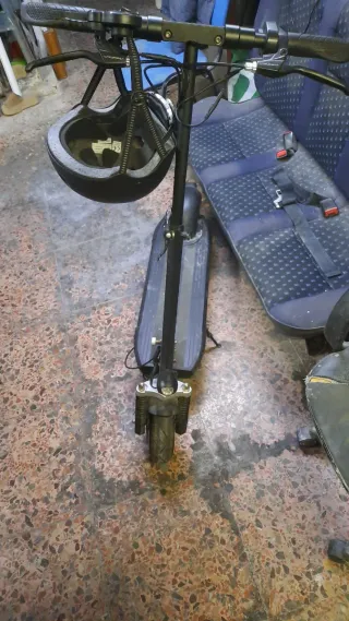 Patinete Eléctrico Negro