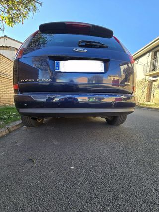 Ford Focus C-MAX Ghia 2004