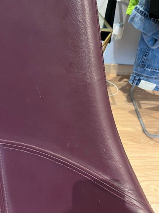 Butaca Giratoria Piel Negra/Morada Ikea