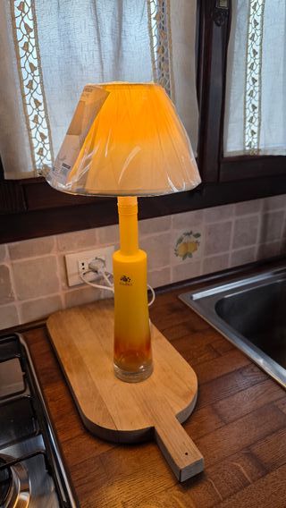 Lampada su bottiglia Pagura tessuto vetro