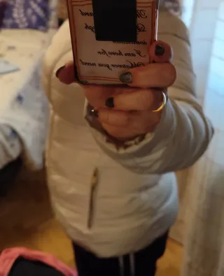 Abrigo acolchado Zara beige talla XL.