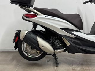Piaggio Beverly 300