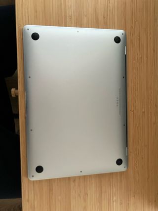 MacBook Air M1 2020 8GB - Schermo difettoso