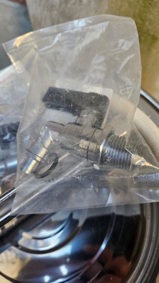 Fusto acciaio inox 50 litri con rubinetto