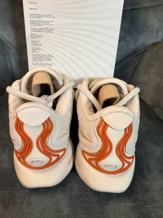 Nike Lebron 38.5 Beige Arancione