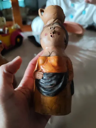 Coppia personaggi ceramica artigianale