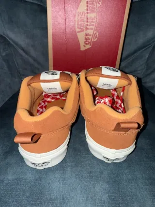 Vans Knu Skool 37