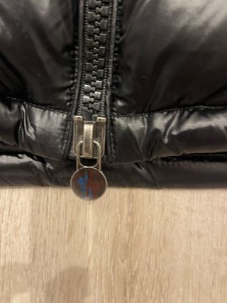 Abrigo Moncler Negro